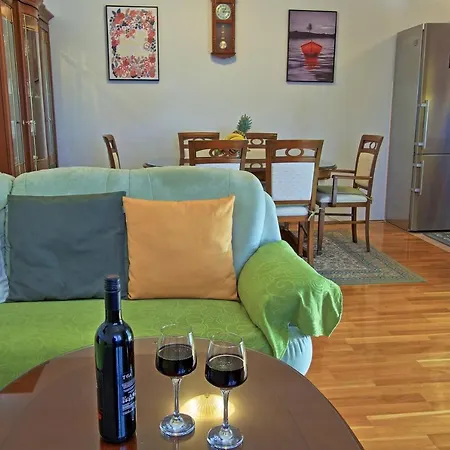Jelena Apartment Kastela