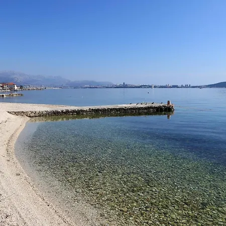 Jelena Apartman *